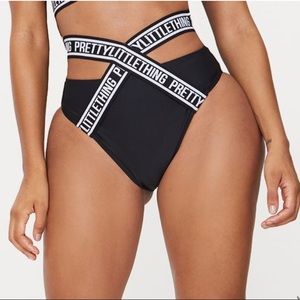 PRETTYLITTLETHING BLACK CROSS STRAP BIKINI BOTTOMS